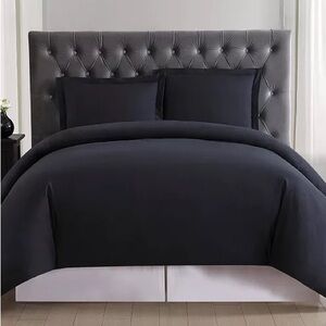 Truly Soft Everyday Full/Queen Duvet Set In Black